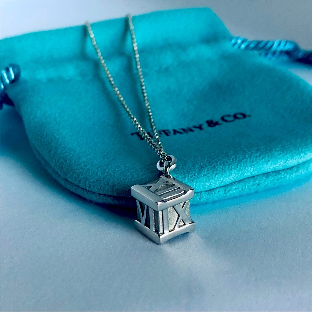 Tiffany & Co. Atlas Roman Numeral Cube Pendant Necklace 925 Silver With Pouch